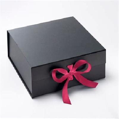 Magnetic Box 7.5X5X1.75"
